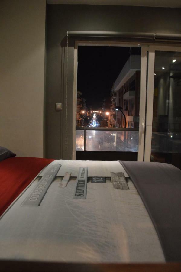 Modern Apartment In The Heart Of The City Alexandroupoli Exterior foto